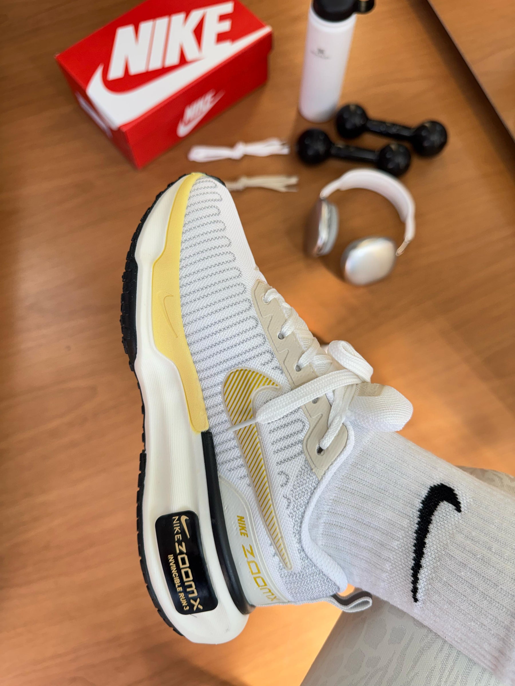 Nike Invincible Run 3 Feminino