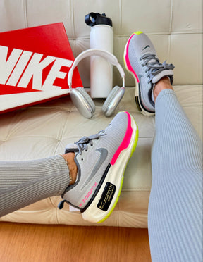 Nike Invincible Run 3 Feminino