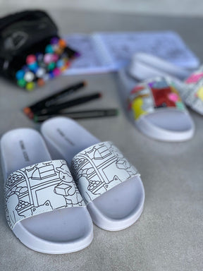 Slide Bobbie Goods