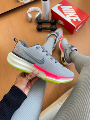 Nike Invincible Run 3 Feminino